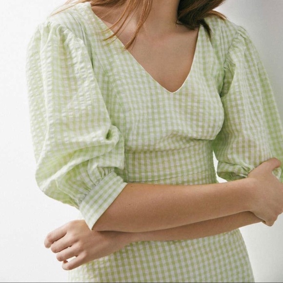 Urban Outfitters Dresses & Skirts - Urban Outfitters Lena Gingham Puff Sleeve Dress